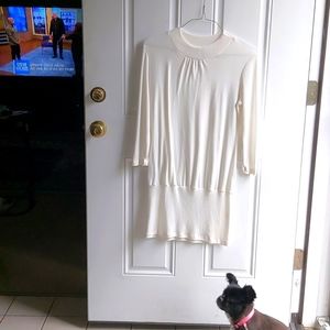 White dress never worn...like new